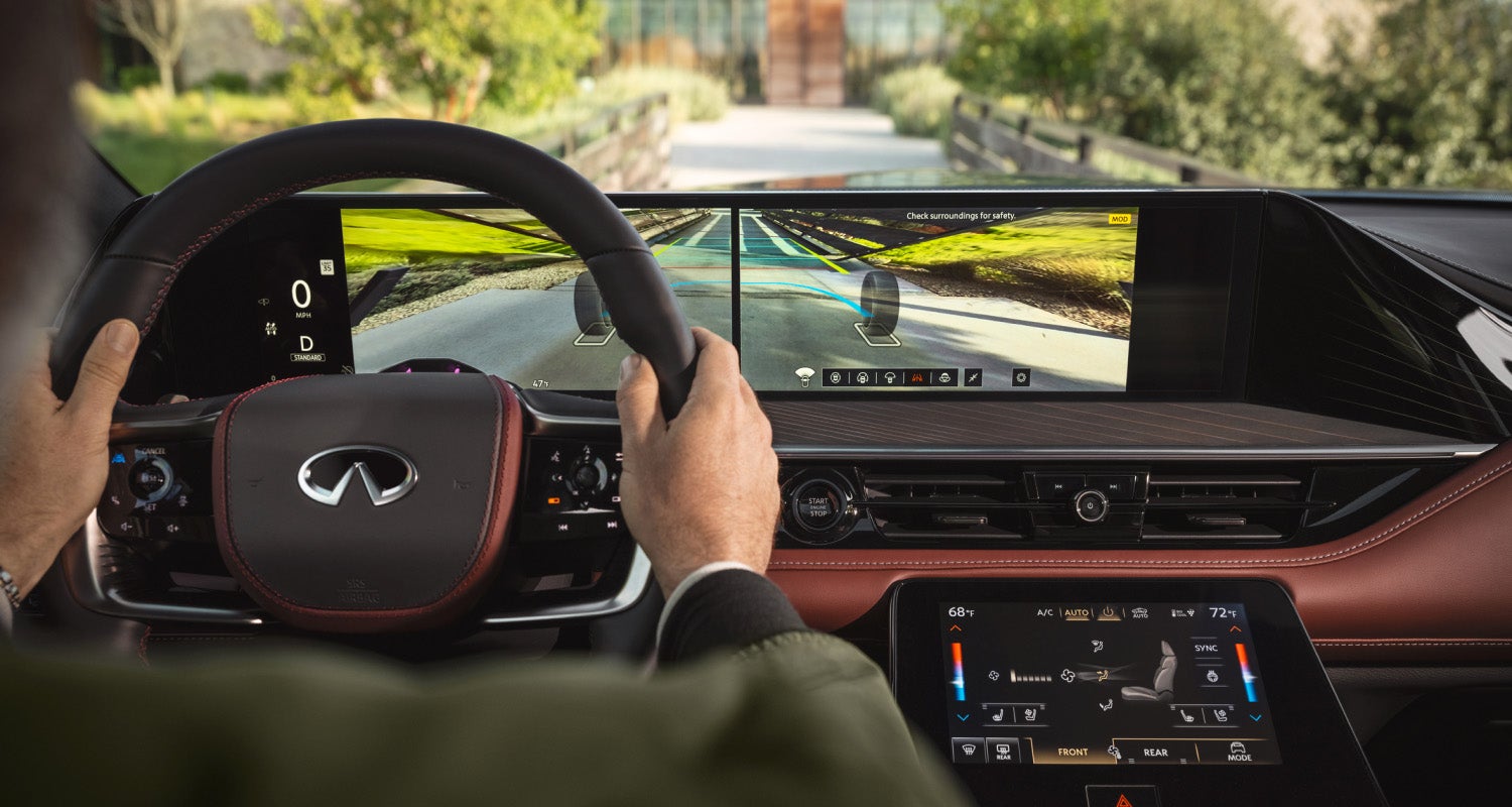 INFINITI QX80 using InTouch infotainment system